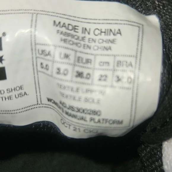 DC Platform Sneakers Women's Size 5 - Picture 5 of 8